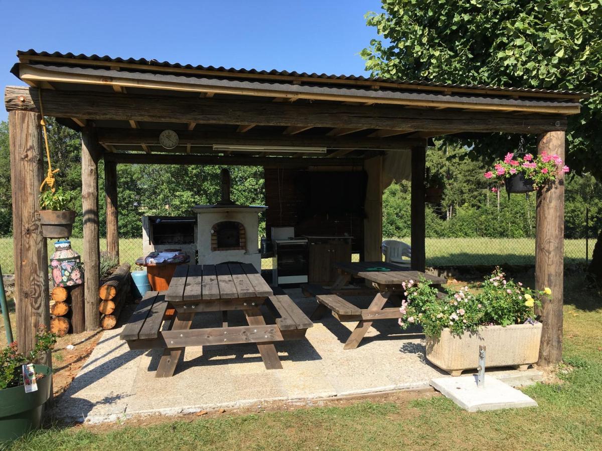 Chambres D'Hotes Des Bauges Route 26 57 La Motte-en-Beauges Luaran gambar